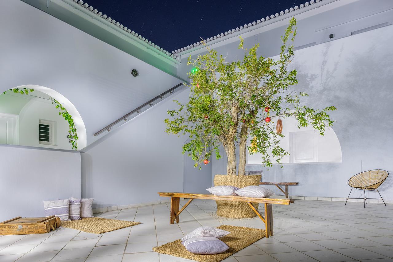 Oltremare Inn Spetses Town Bagian luar foto